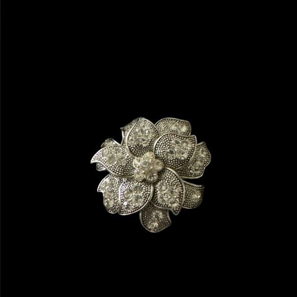 Jewelry - Sparkling Rhinestone Flower Brooch Silver-Tone Statement Pin